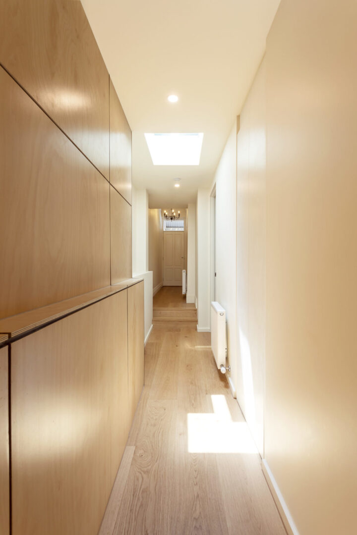 INTEGRATED UTILITY / BESPOKE MINIMALIST JOINERY