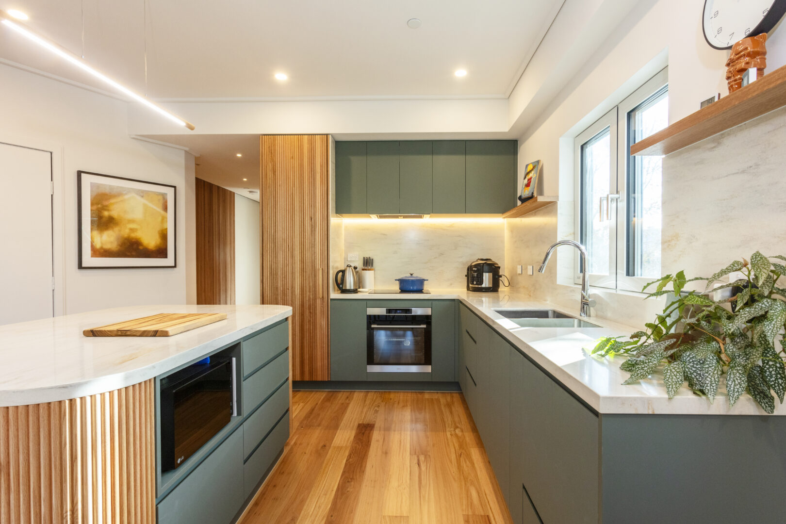 CULINARY RECONFIGURATION / CONTEMPORARY SAGE & NATURAL HARDWOOD PARITY
